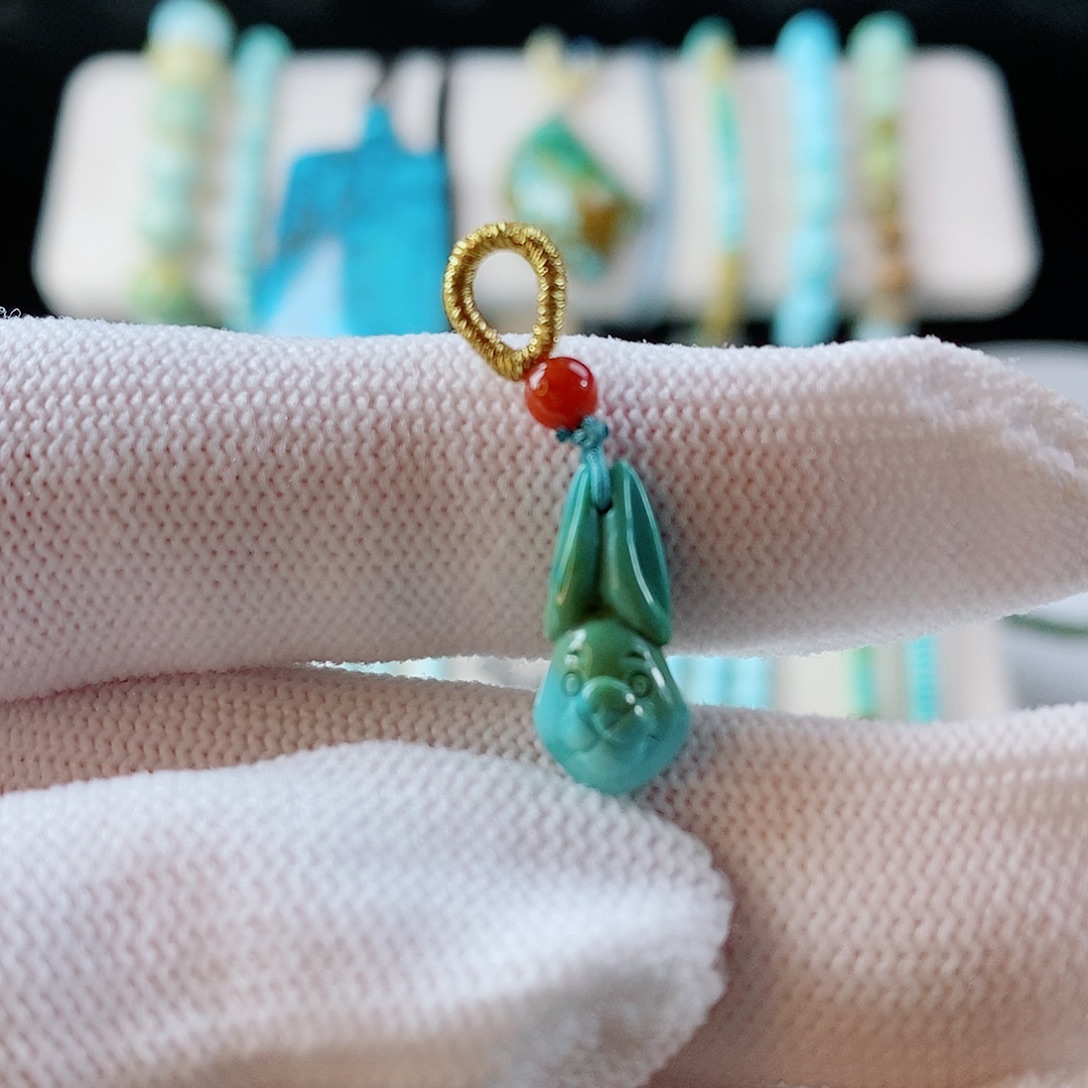 绿松石未镶嵌珠宝奇石