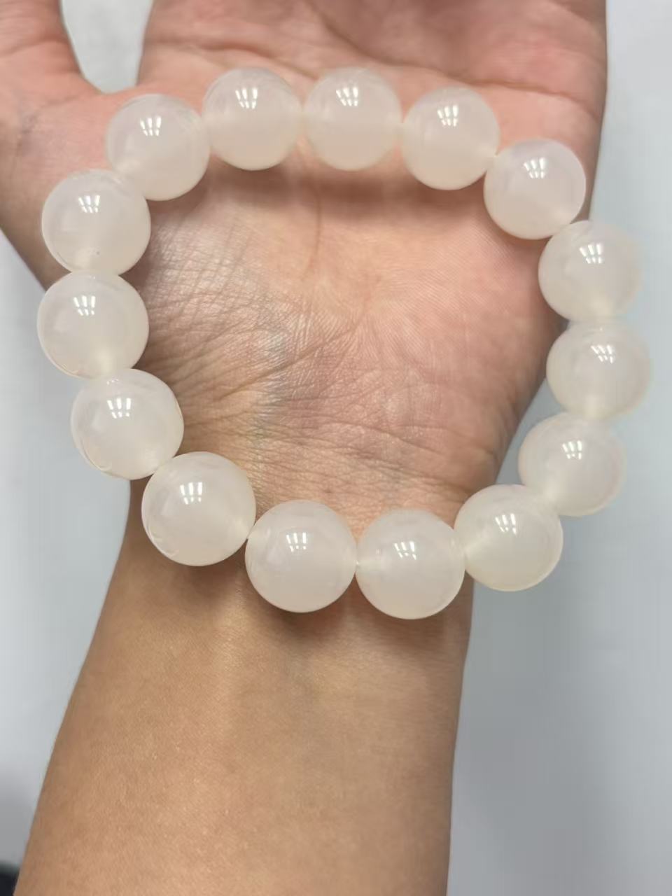 X6098 海芸母单圈红色手串
