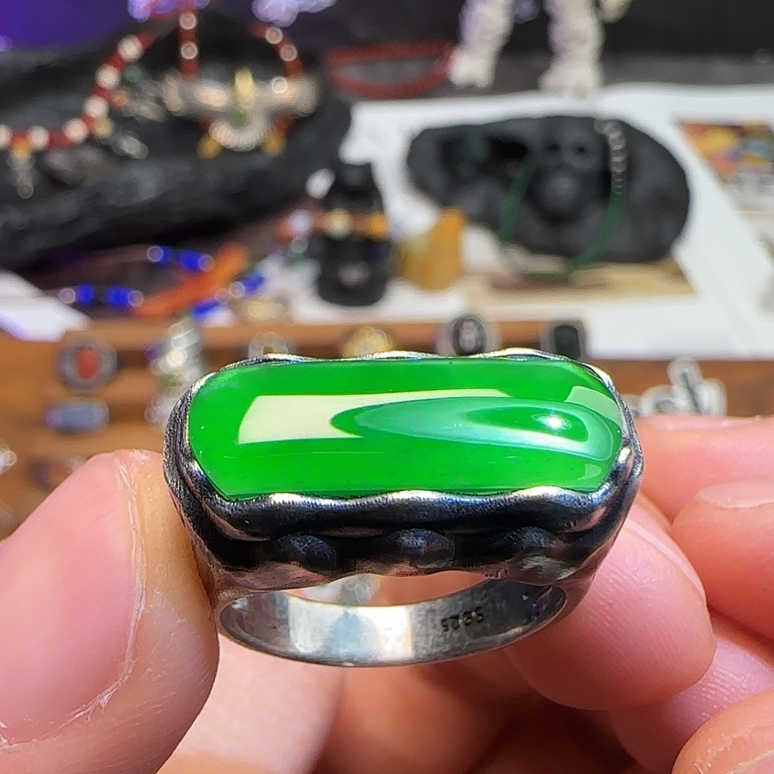 用***.翡翠银S925镶嵌戒指