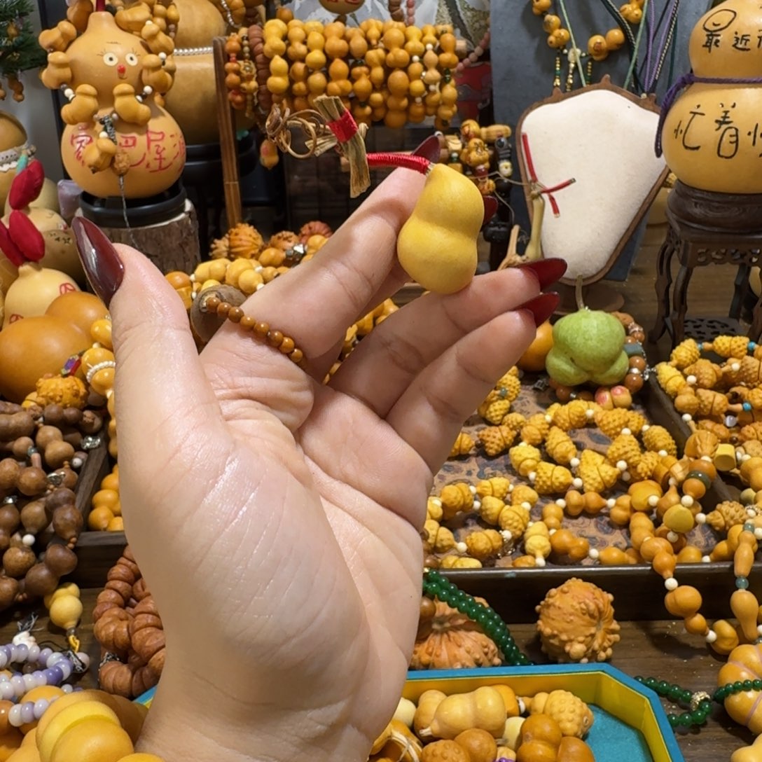 k***n没有什么可以改变命运但不可能不放弃不妥协永远