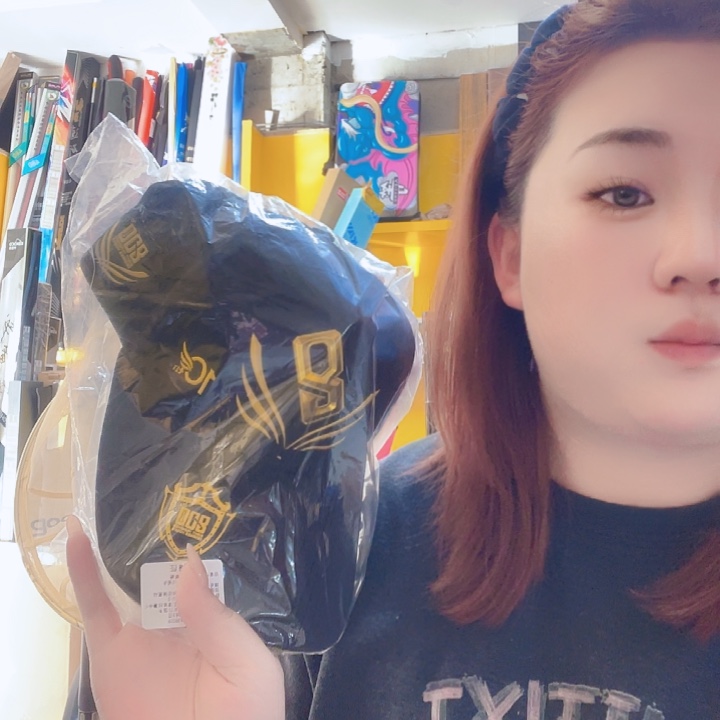 800度帽子黑色。    