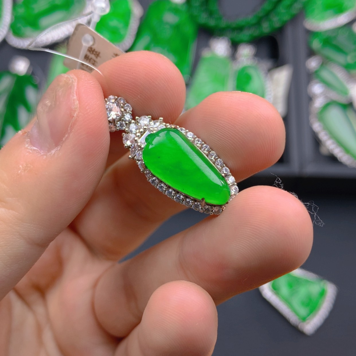 【闪购商品】翡翠颈饰银S925镶嵌11111111