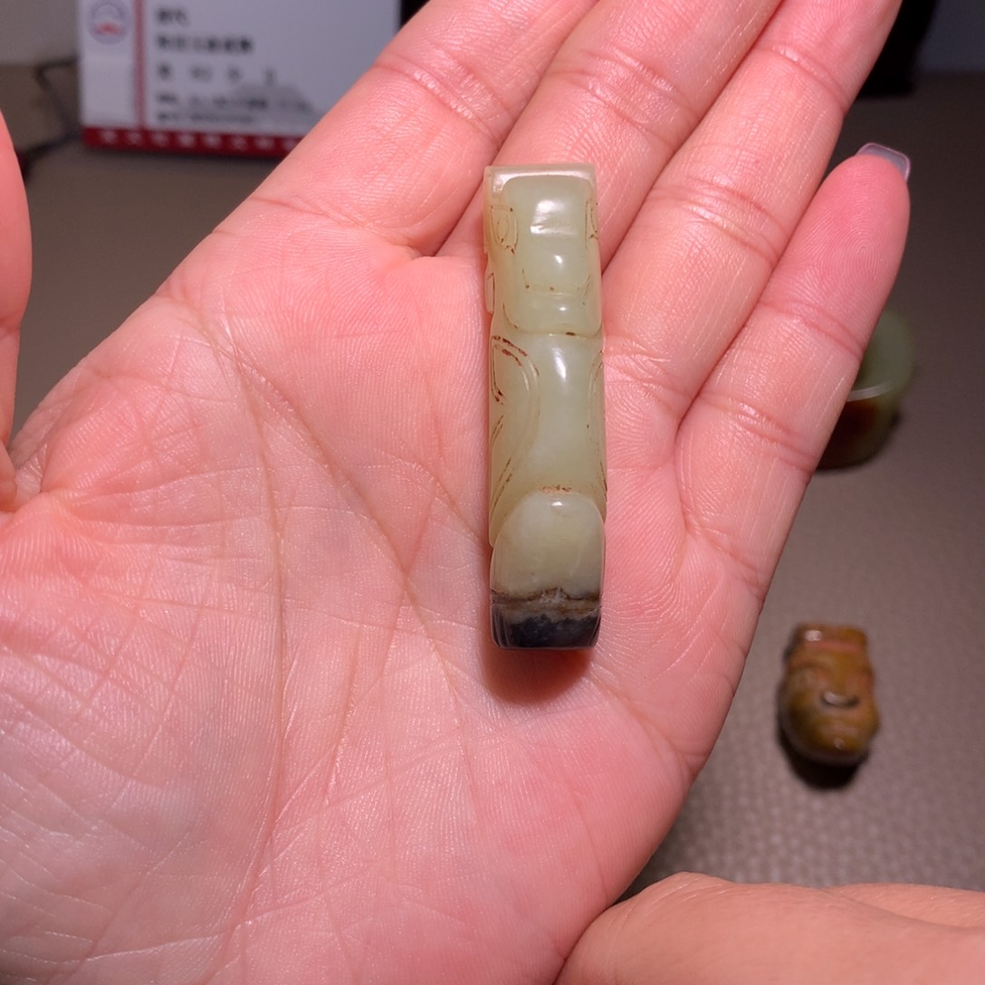 和田玉（糖玉）颈饰未镶嵌阳**缘