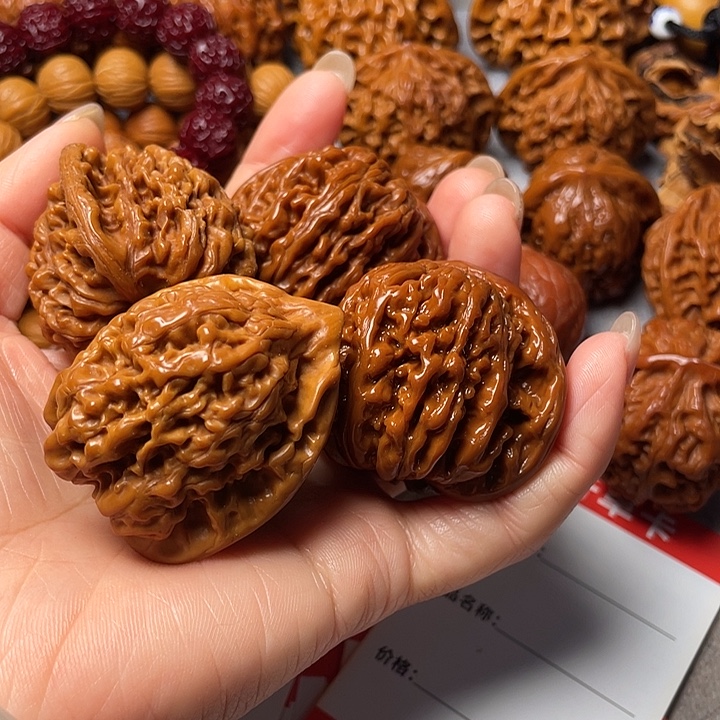 可***哈文玩核桃吊坠四座楼