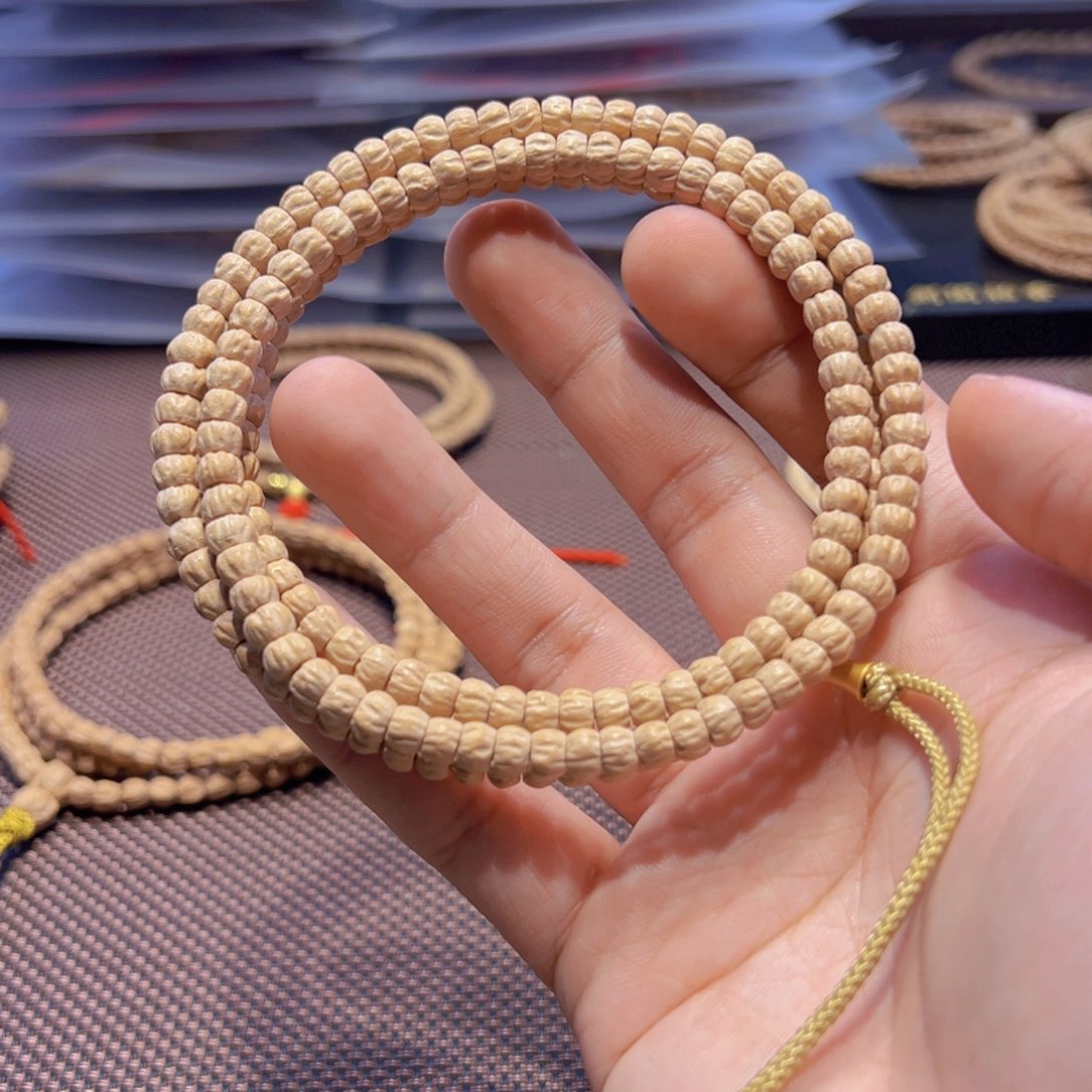 先***醺吊坠柏香籽/百香籽