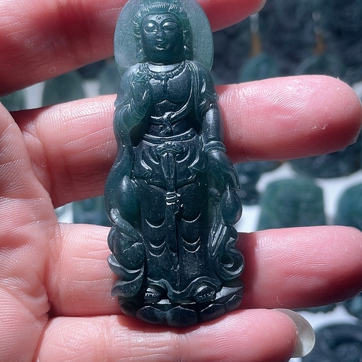 定制翡翠未镶嵌观音