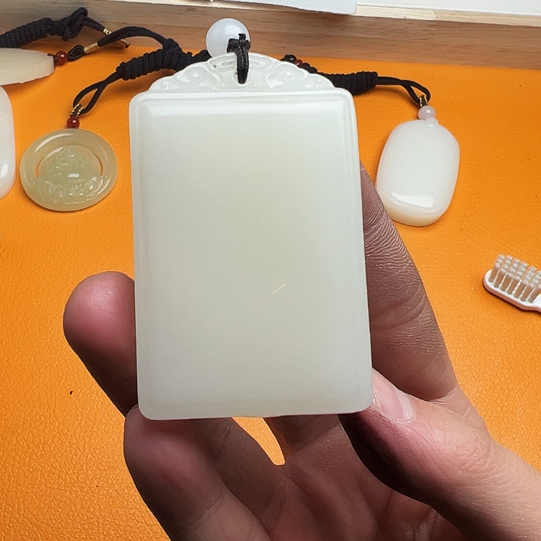 和田玉未镶嵌挂件