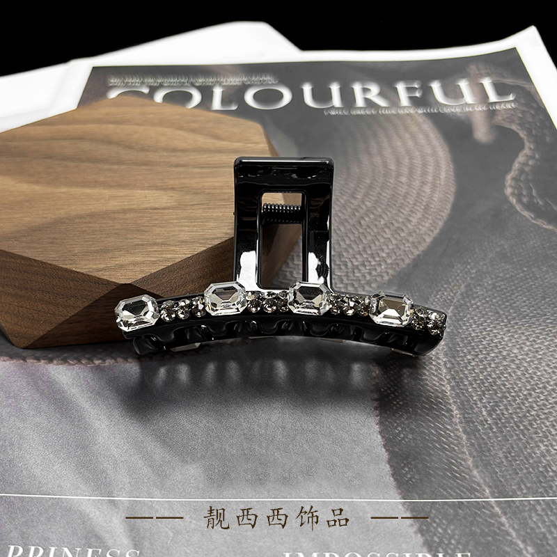  【LXX靓西西】132 极简风日韩8厘米水晶抓夹