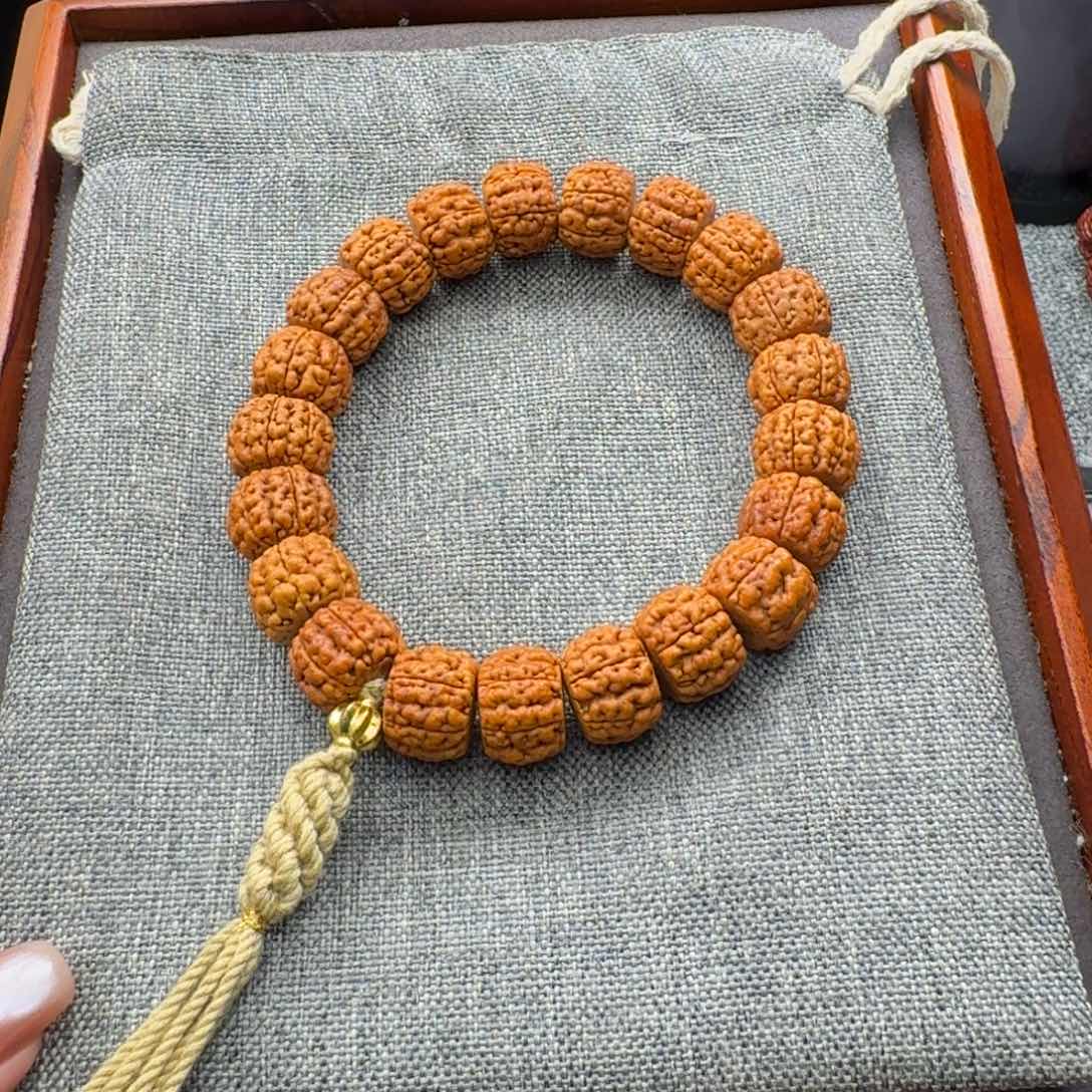 金刚菩提吊坠精品