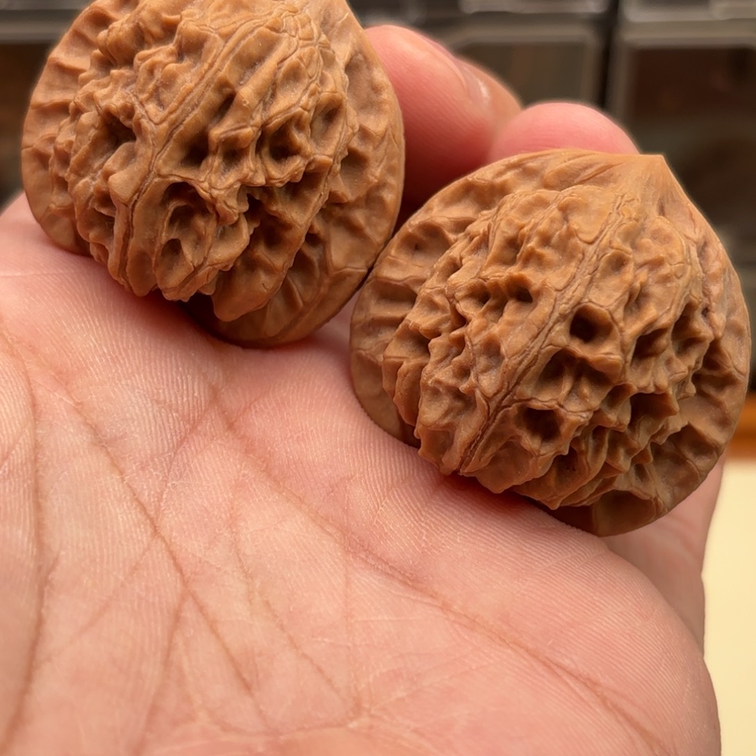 把件文玩核桃玉龙