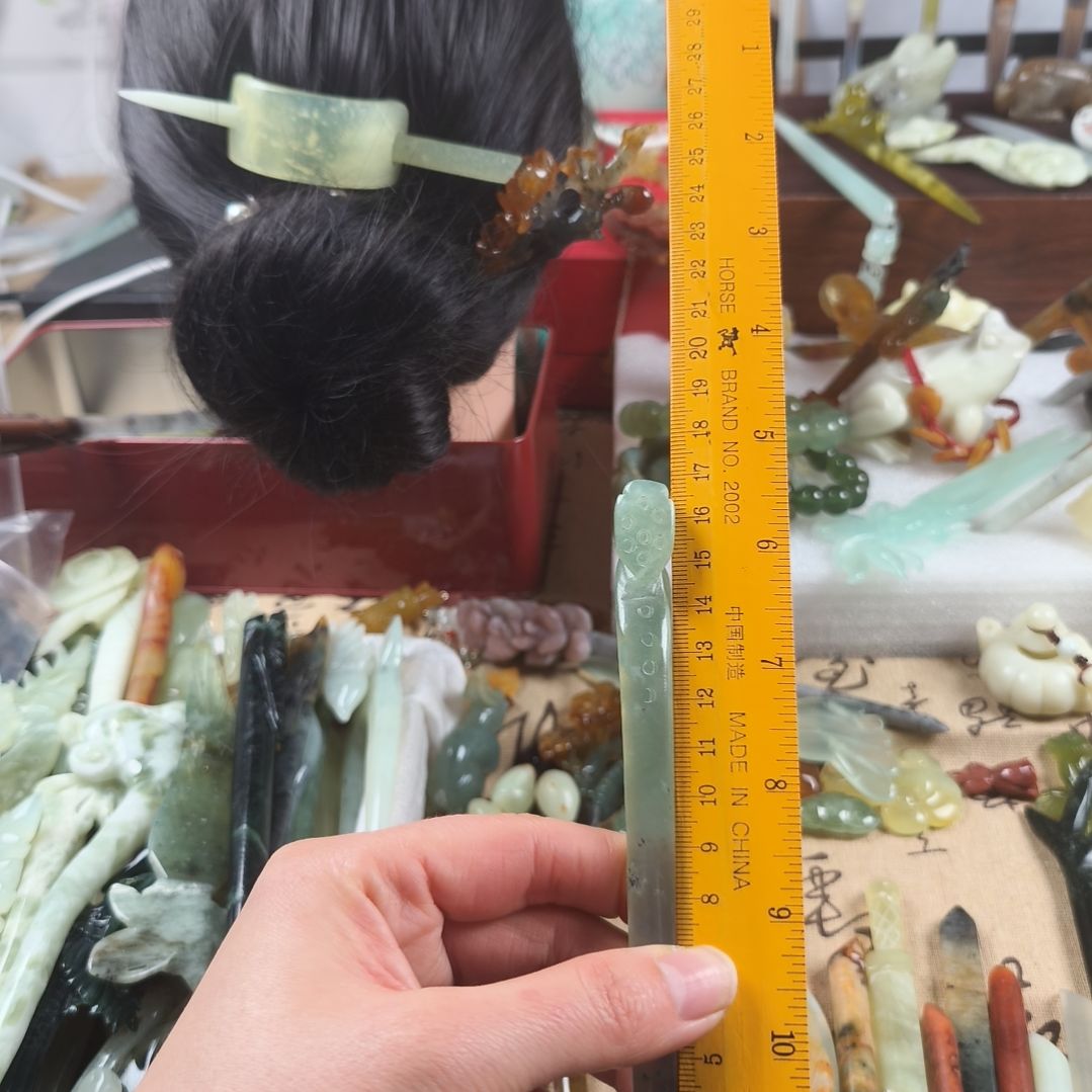 蛇纹石玉发饰合金