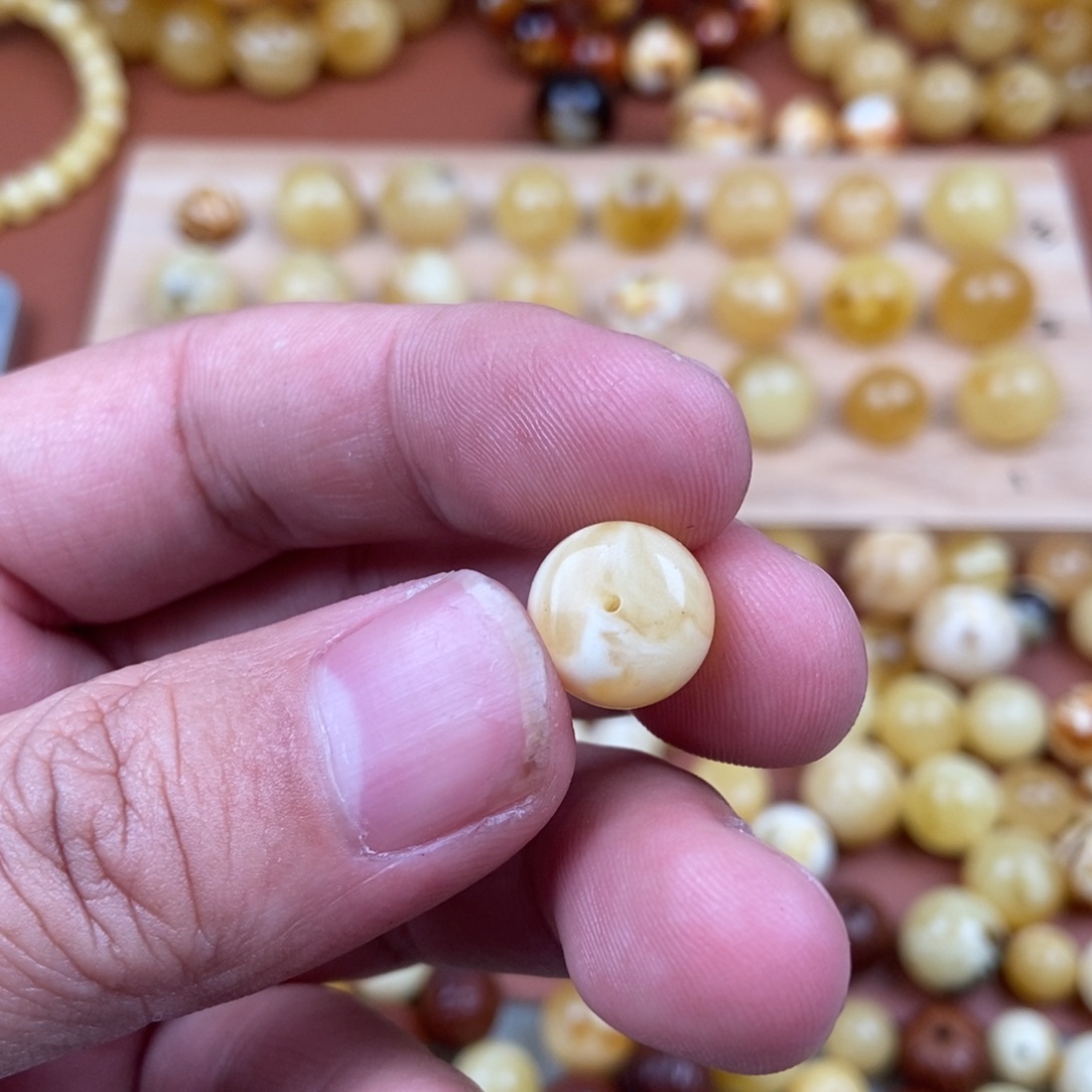 蜜蜡裸石未镶嵌礼*蜜蜡