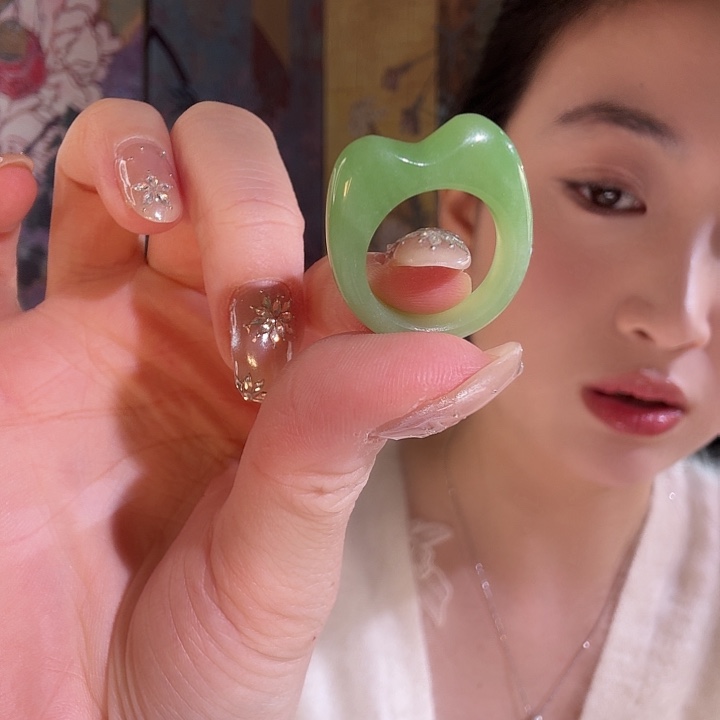 和田玉未镶嵌戒指