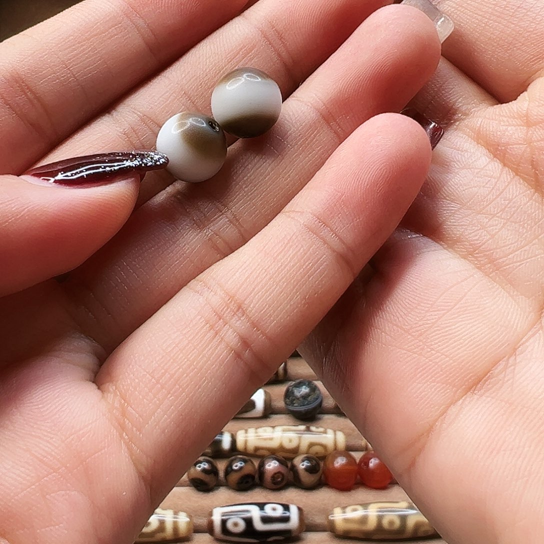 向***头玛瑙/玉髓未镶嵌颈饰