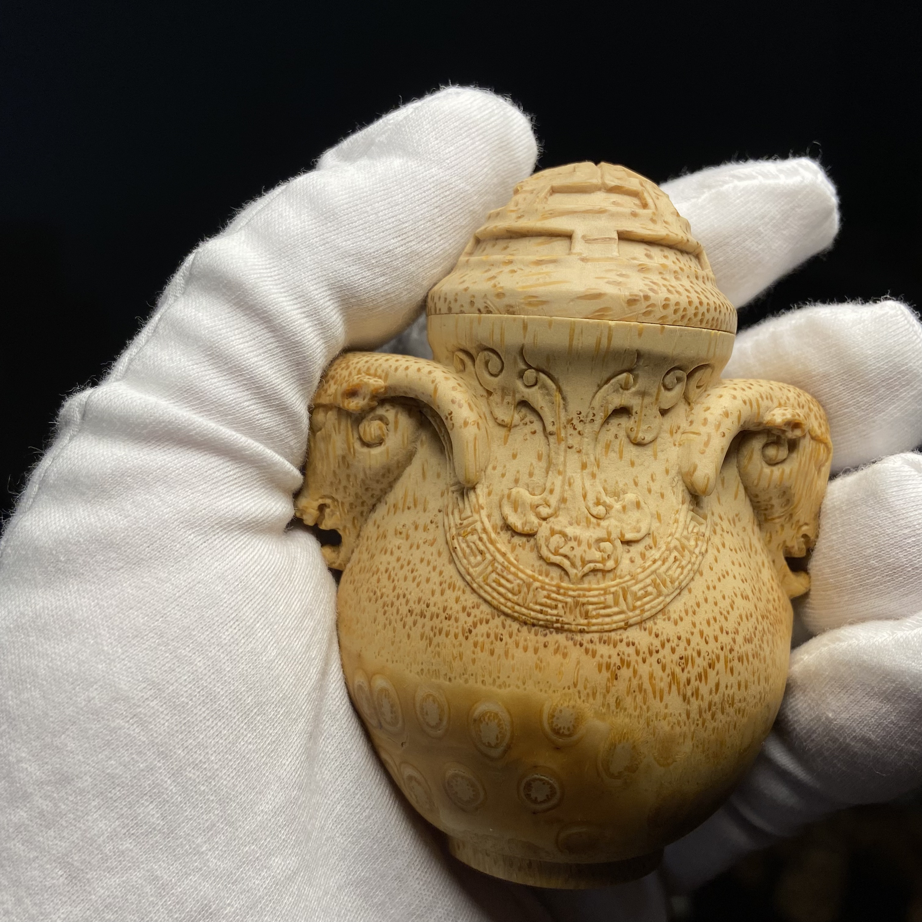 全手工竹根雕双羊鼻烟壶手把件竹雕罐子摆件