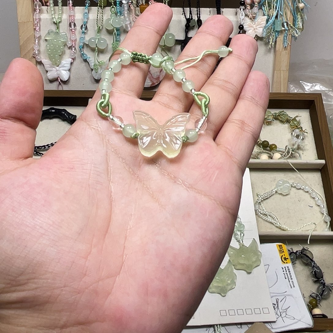 蛇纹石玉合金颈饰