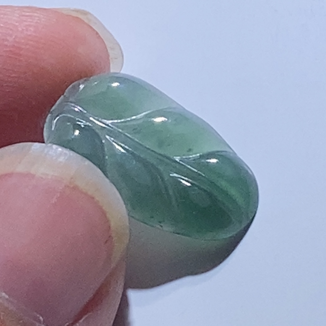 翡翠颈饰未镶嵌天然
