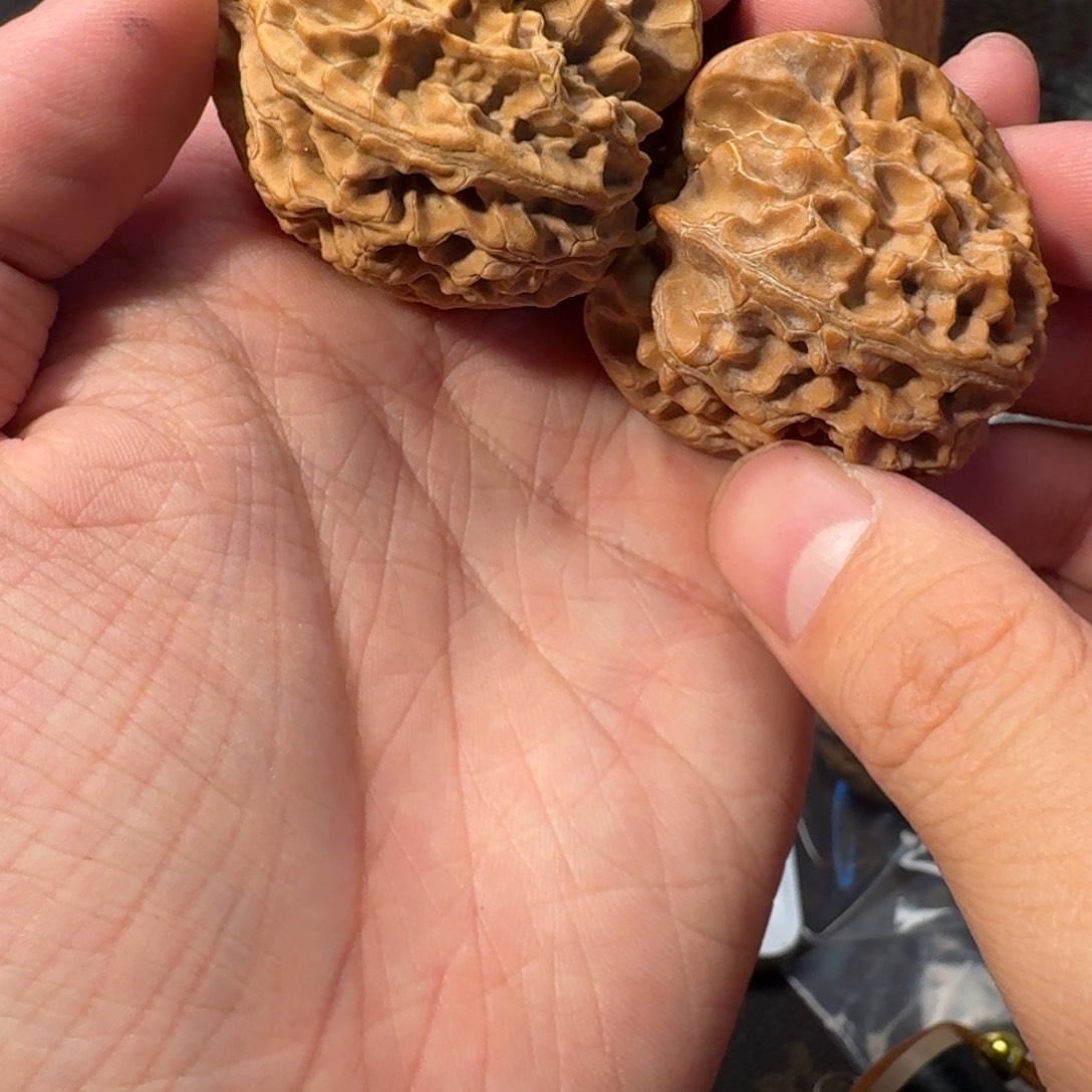 华****文玩核桃吊坠苹果园