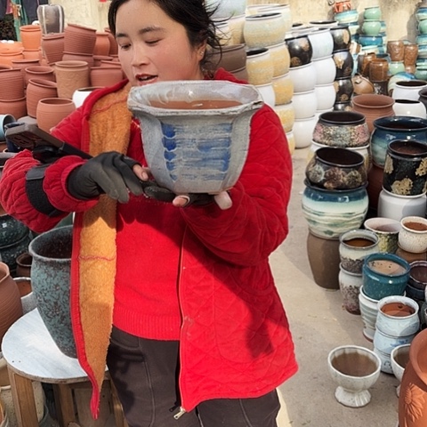 21口15高瑕疵盆子。