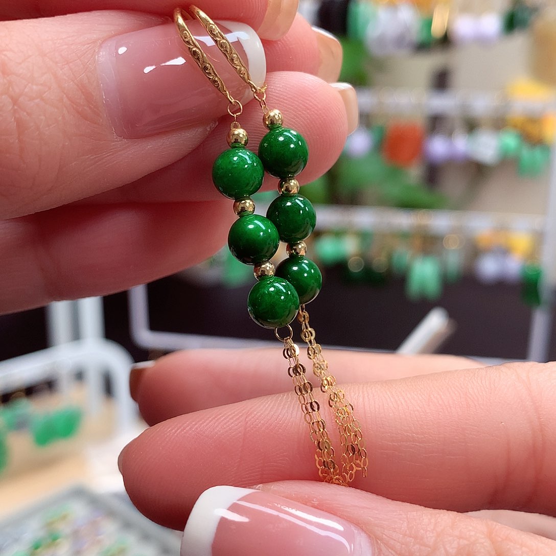 翡翠耳饰18K金镶嵌天然翡翠