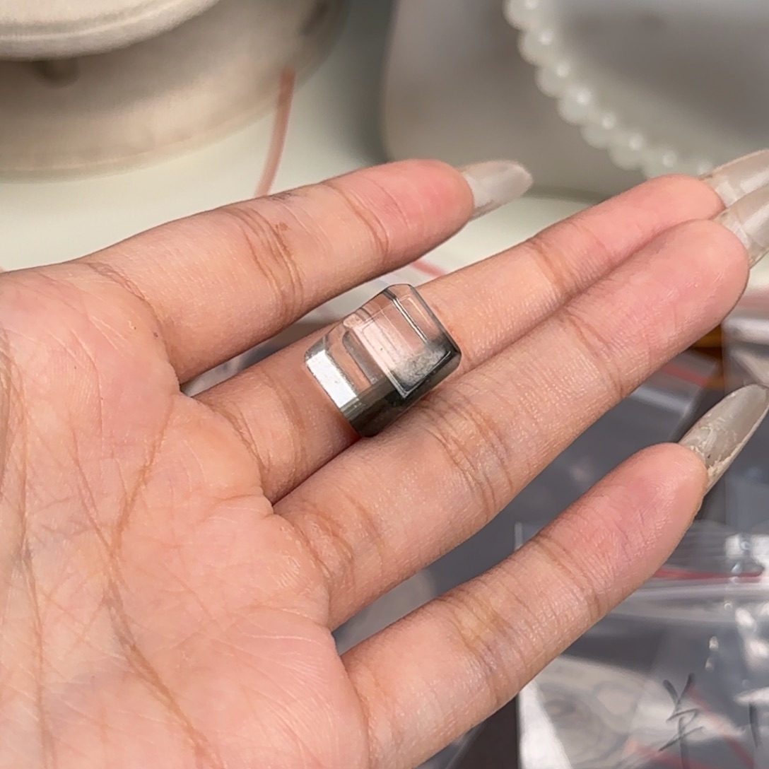 未镶嵌吊坠(不含链)水晶3号