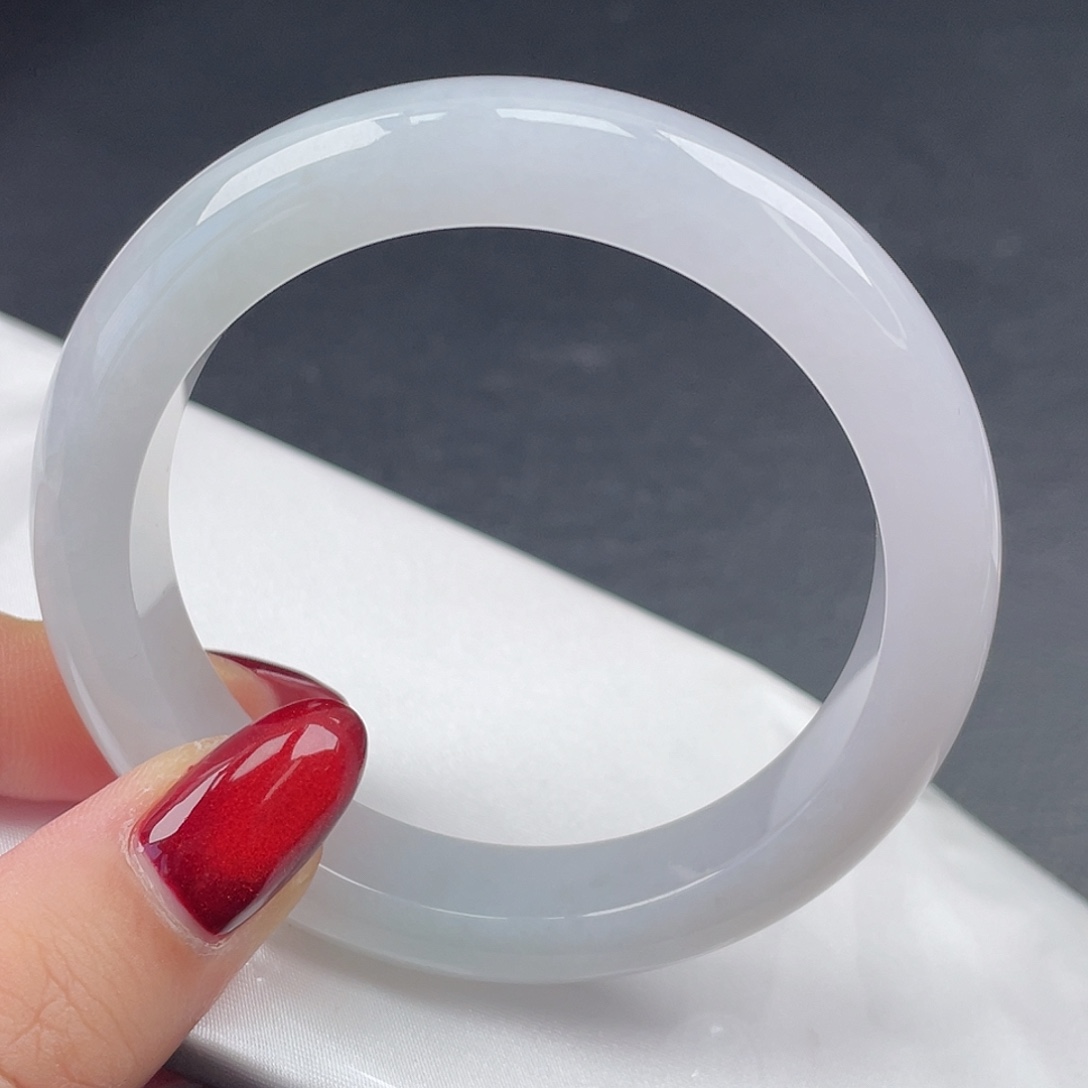 翡翠未镶嵌手镯56圈口