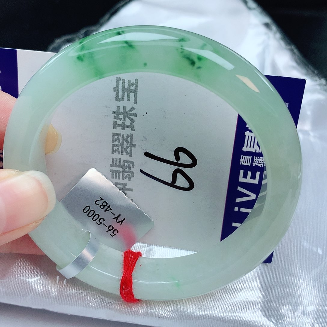 翡翠手镯未镶嵌缅甸天然A货翡翠手镯