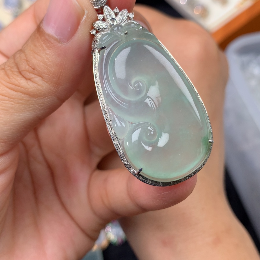 翡翠18K金镶嵌吊坠(不含链)简*，