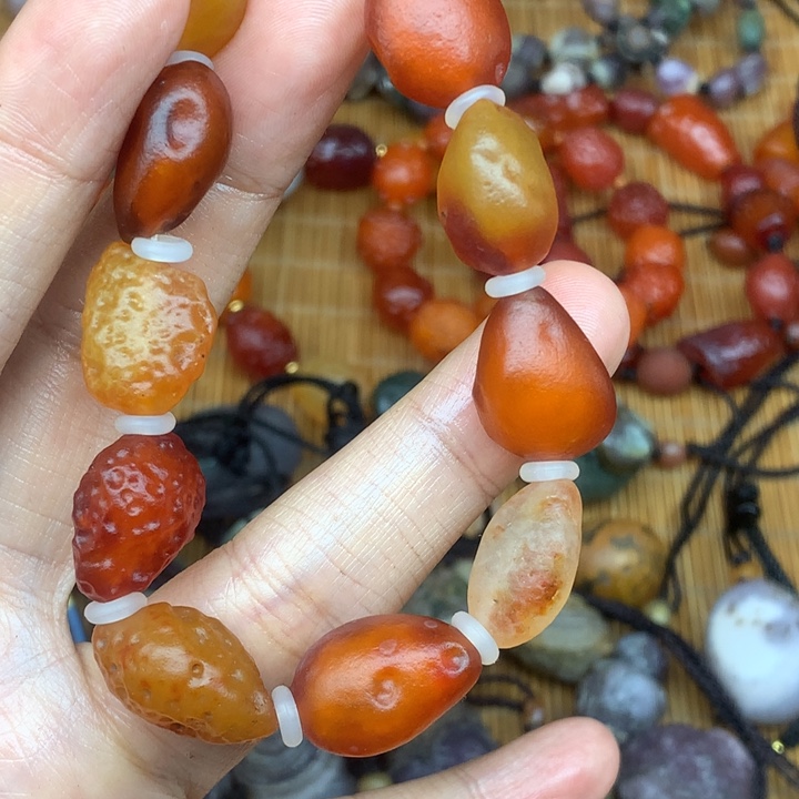 玛瑙/玉髓未镶嵌珠宝半成品赏****）