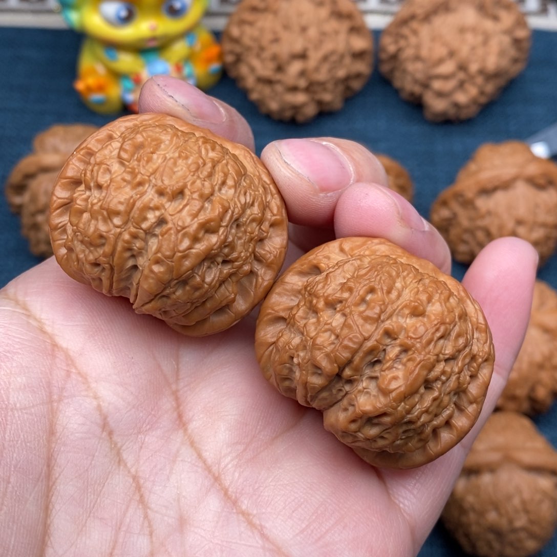 文玩核桃把件36.8精品血麒麟全品