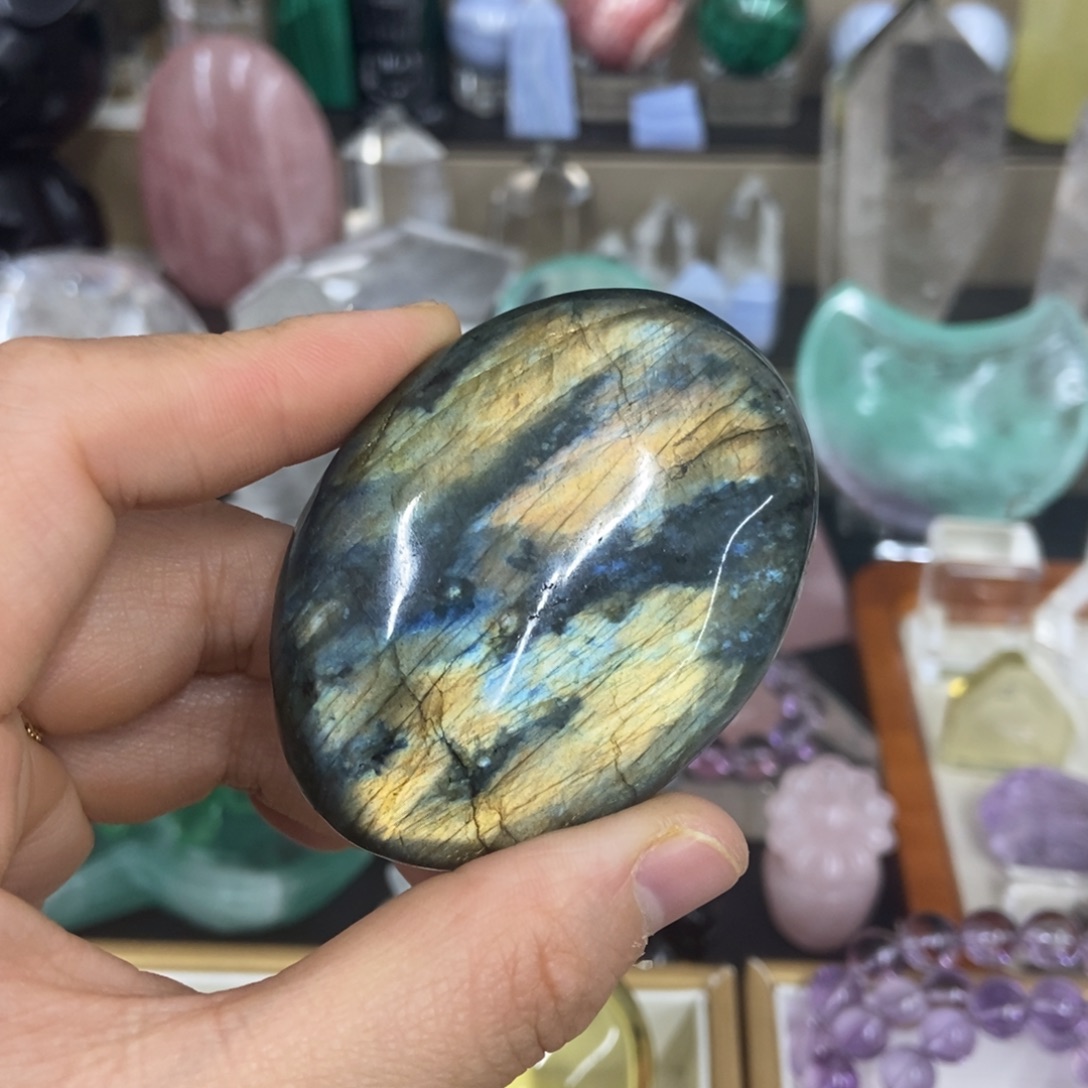 未镶嵌珠宝半成品水晶