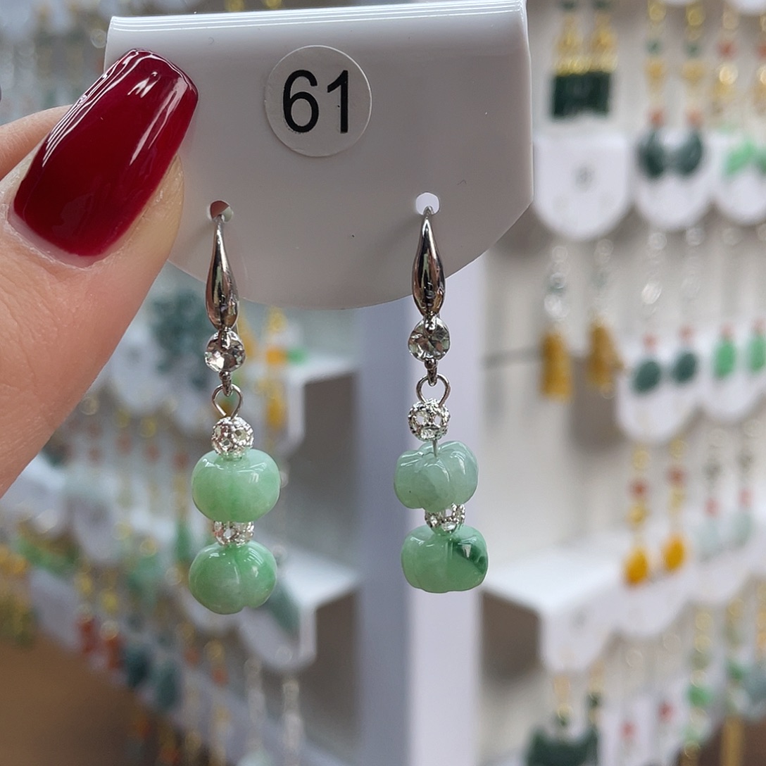 翡翠未镶嵌耳饰61