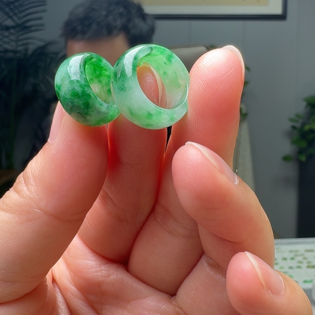 翡翠裸石多样性发货其一微瑕