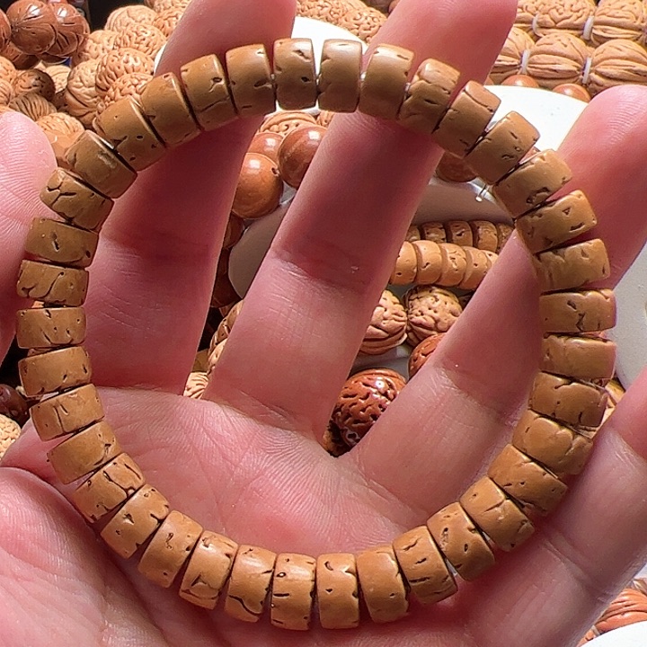 桃核手串磨盘核壁花开十六10尺