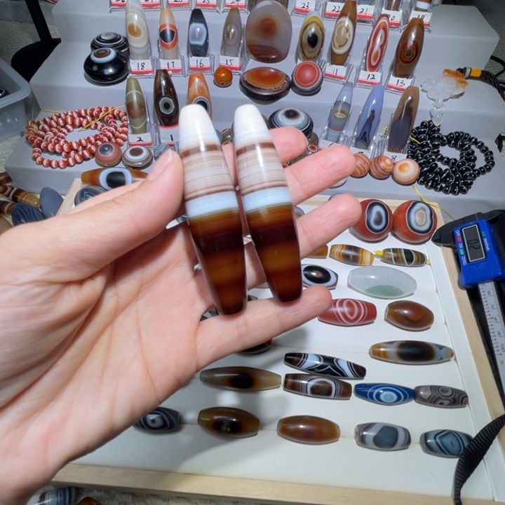 一***光玛瑙/玉髓未镶嵌项链