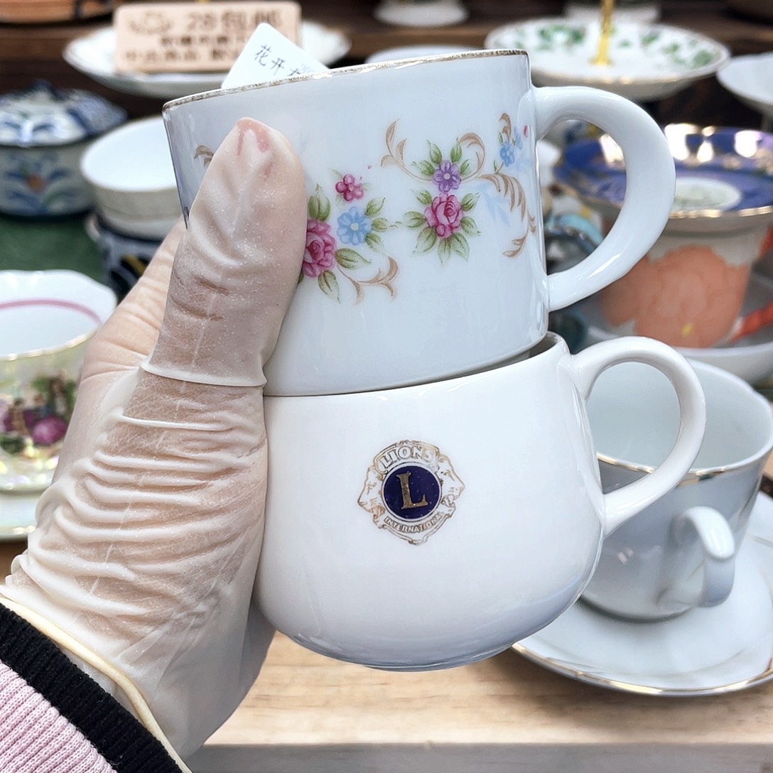 花***声鹿屋家的美丽咖啡杯