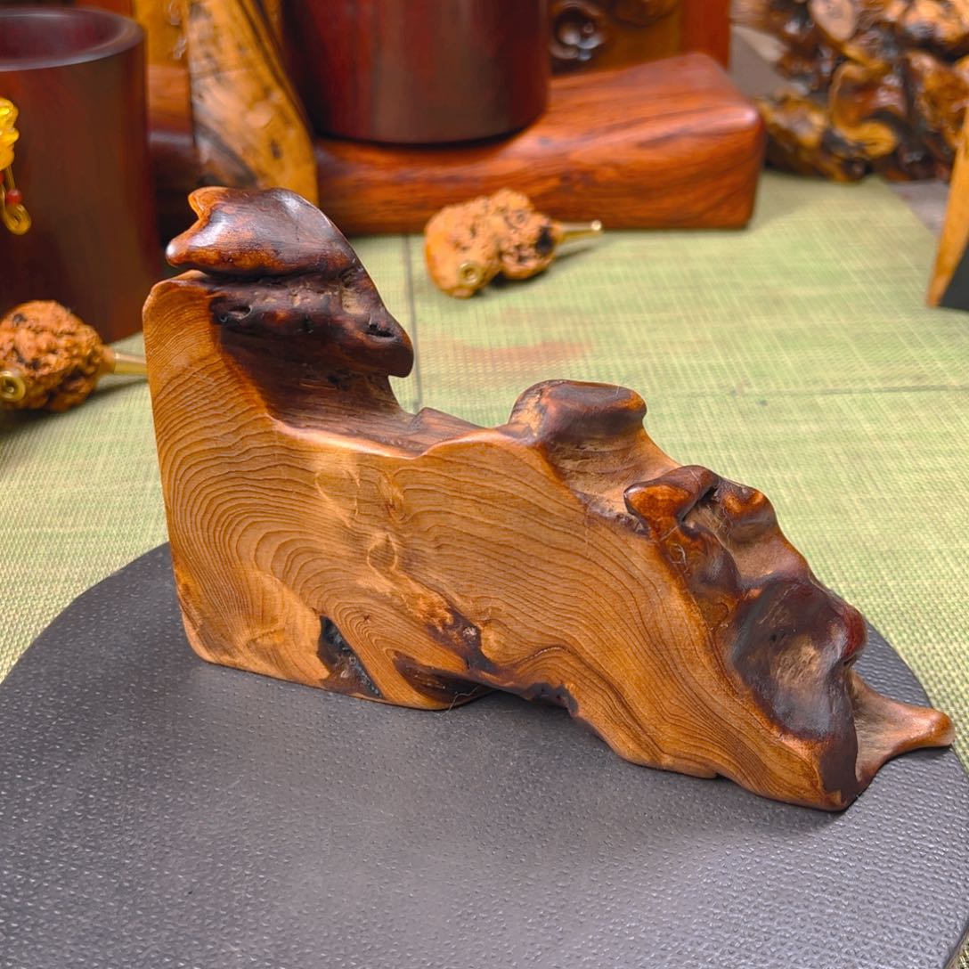 大果紫檀（缅甸花梨）日**辉