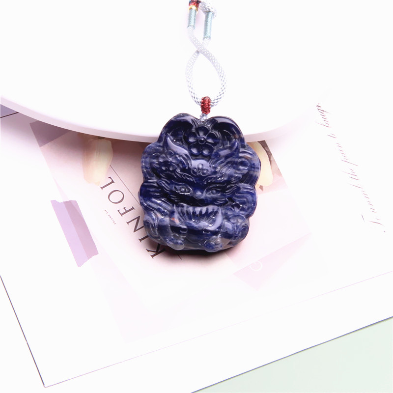 精美星际蓝雕刻吊坠 K0663 多样性可选发一