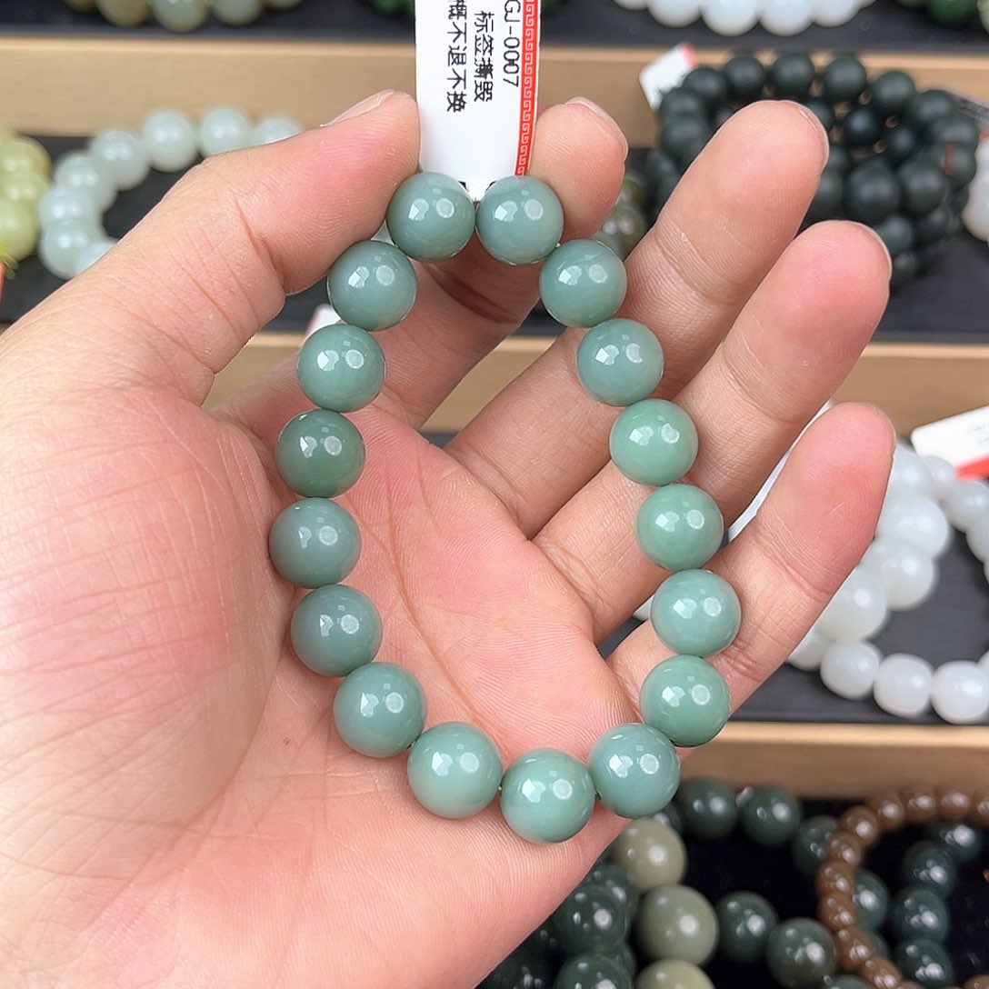 和田玉手串未镶嵌纯天然俄罗斯碧玉鸭蛋青瓷蓝12mm