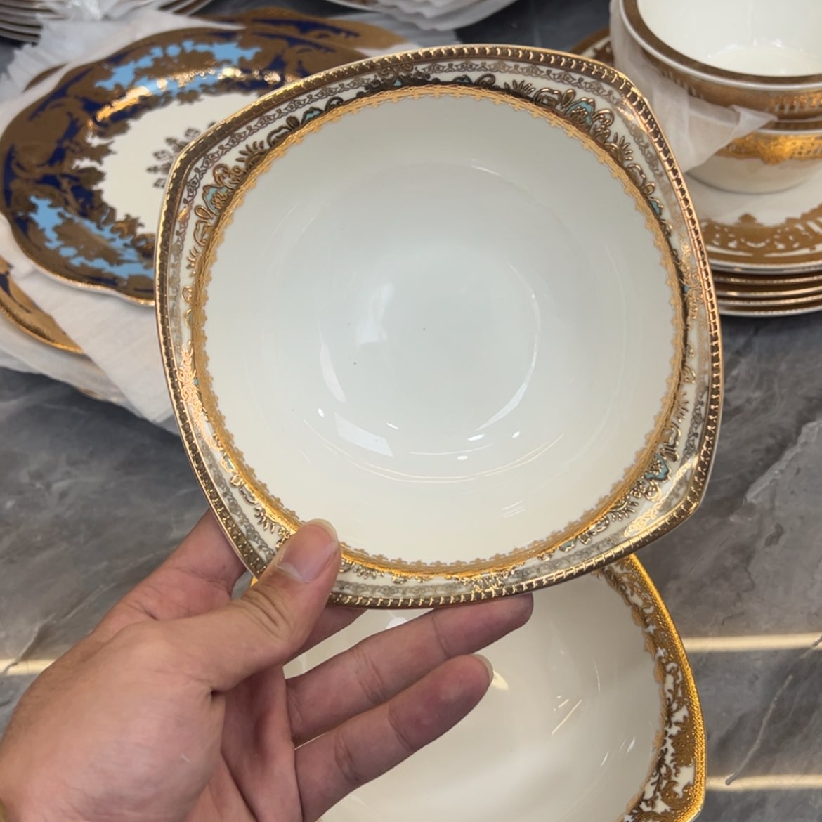 【闪购商品】瓷片6.8寸水果碗两个微瑕孤品