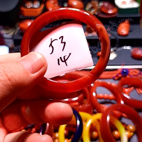 南红玛瑙未镶嵌笔搁