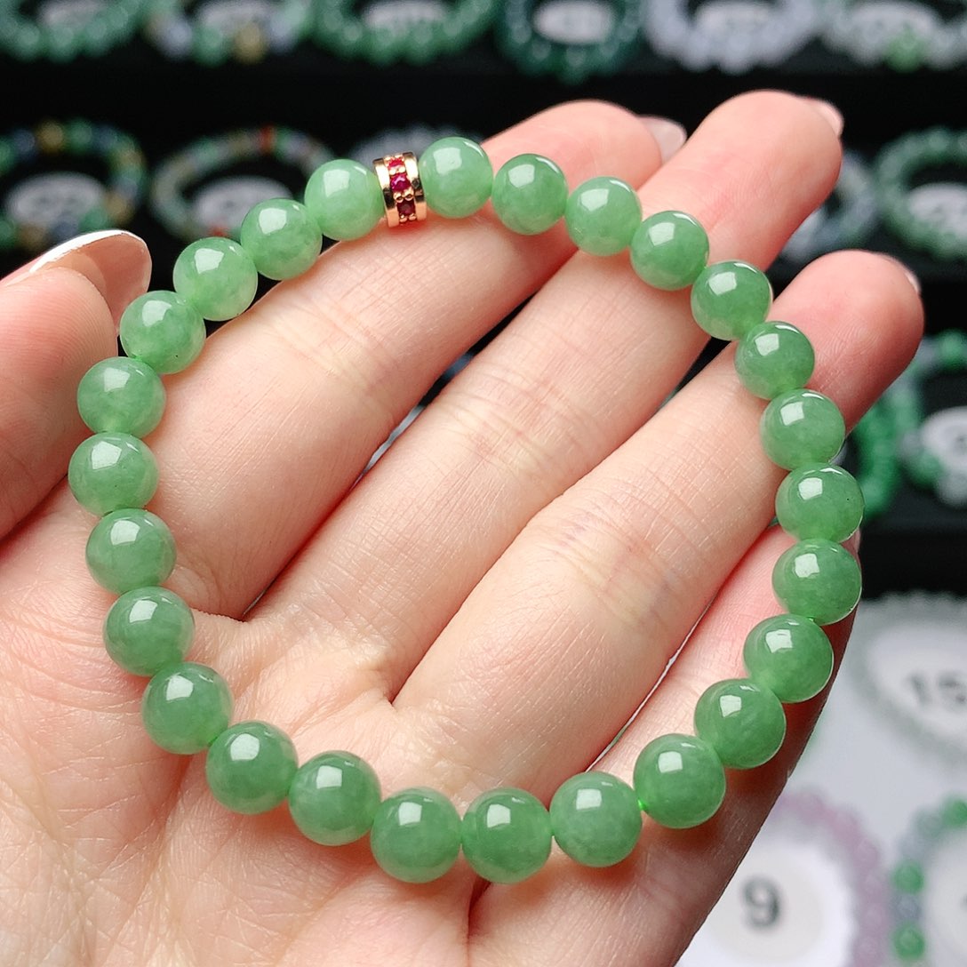 翡翠手链未镶嵌翡翠