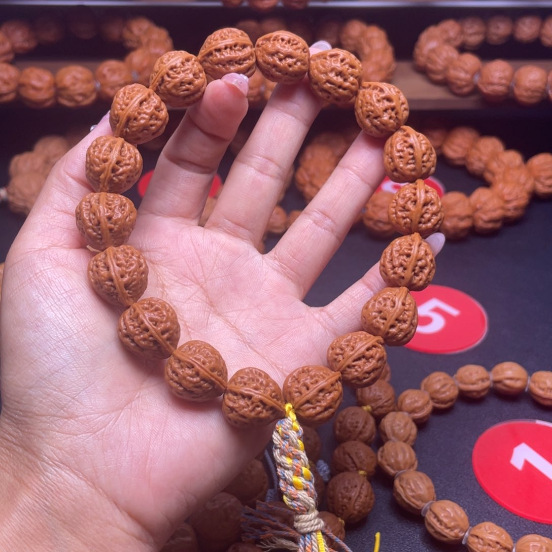 薛****y野生小核桃，15尺加核桃