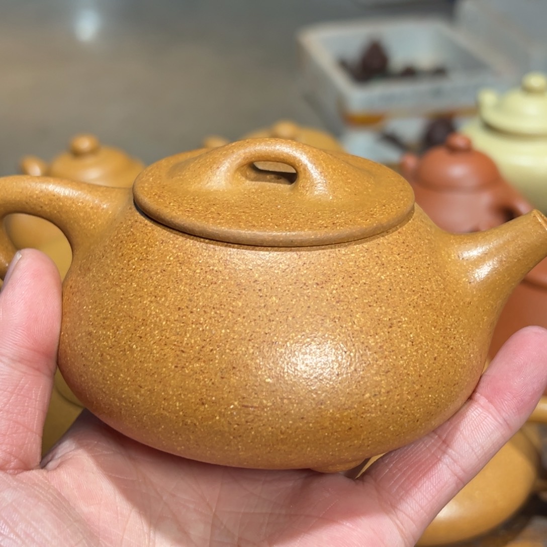 紫砂茶壶紫砂的味道很