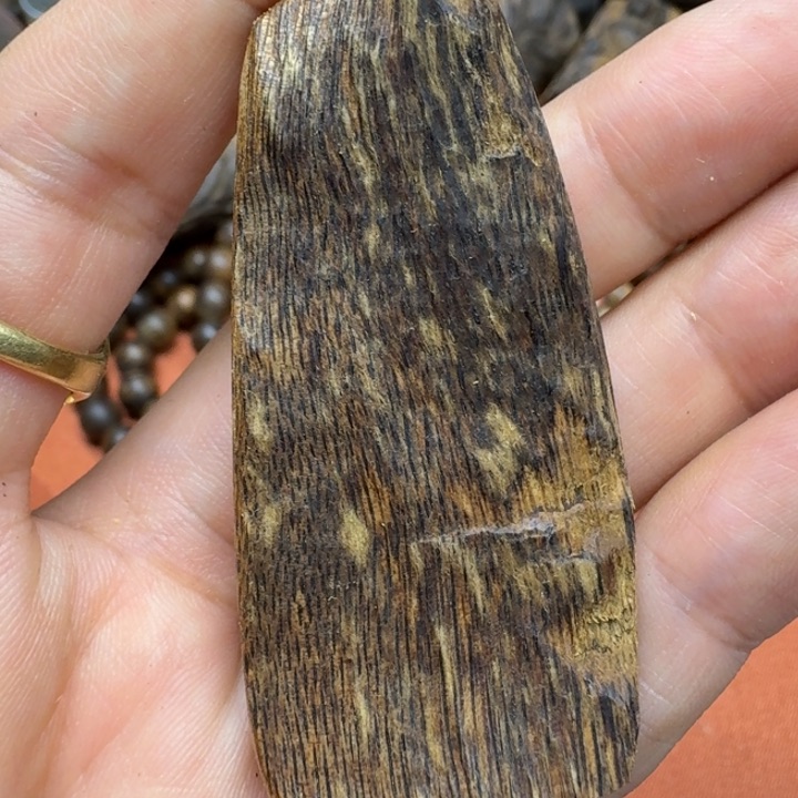 大叶紫檀（黑酸枝木类）