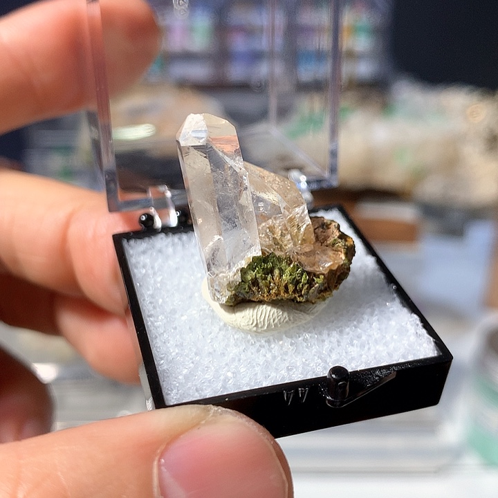 2496 三水矿物标本摆件