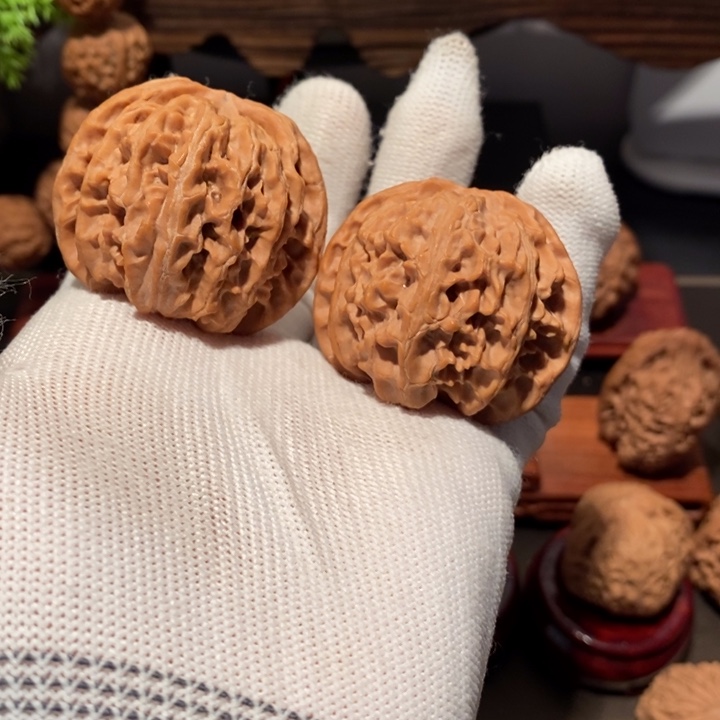 桃核吊坠陈*生43尺寸苹果园