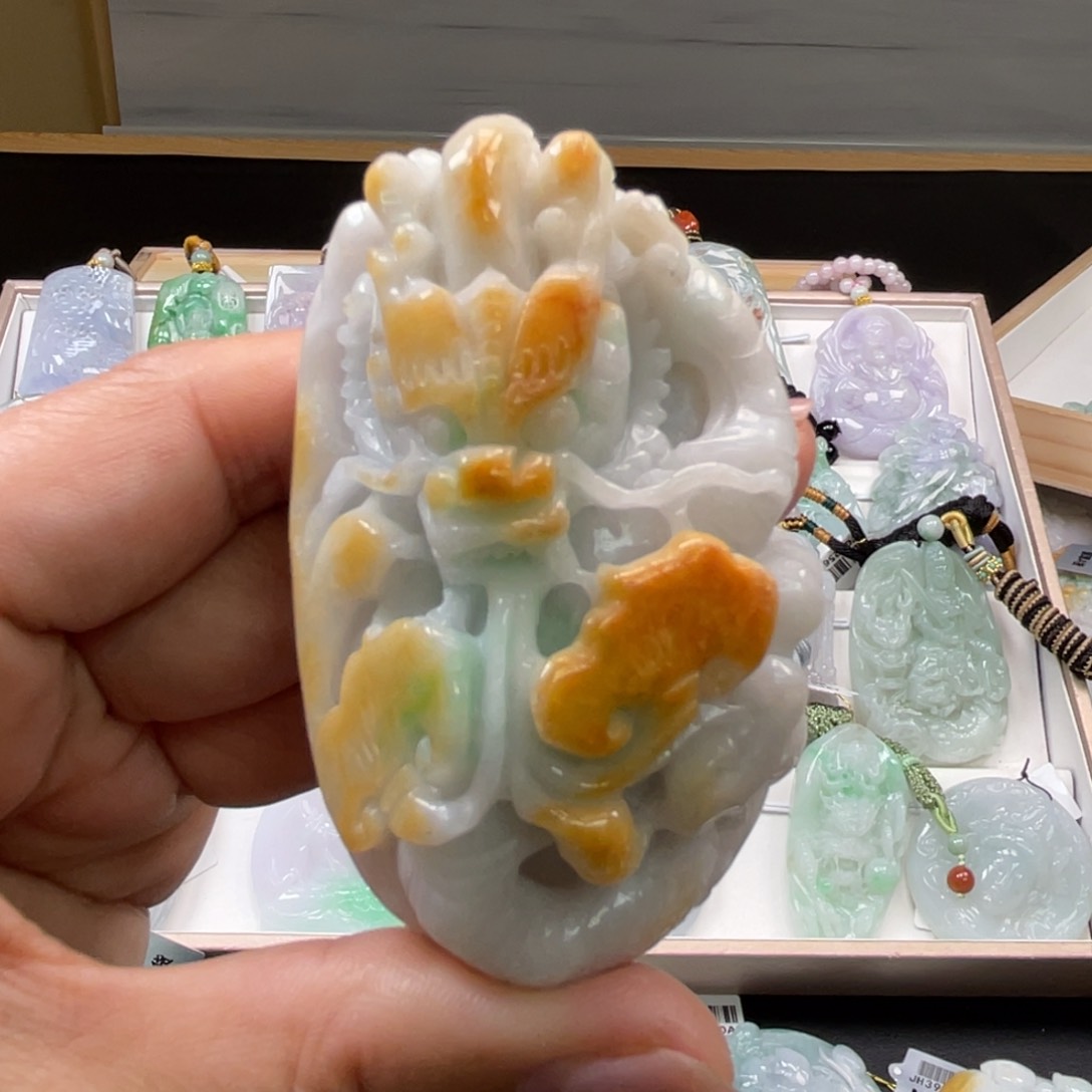 翡翠吊坠(不含链)未镶嵌