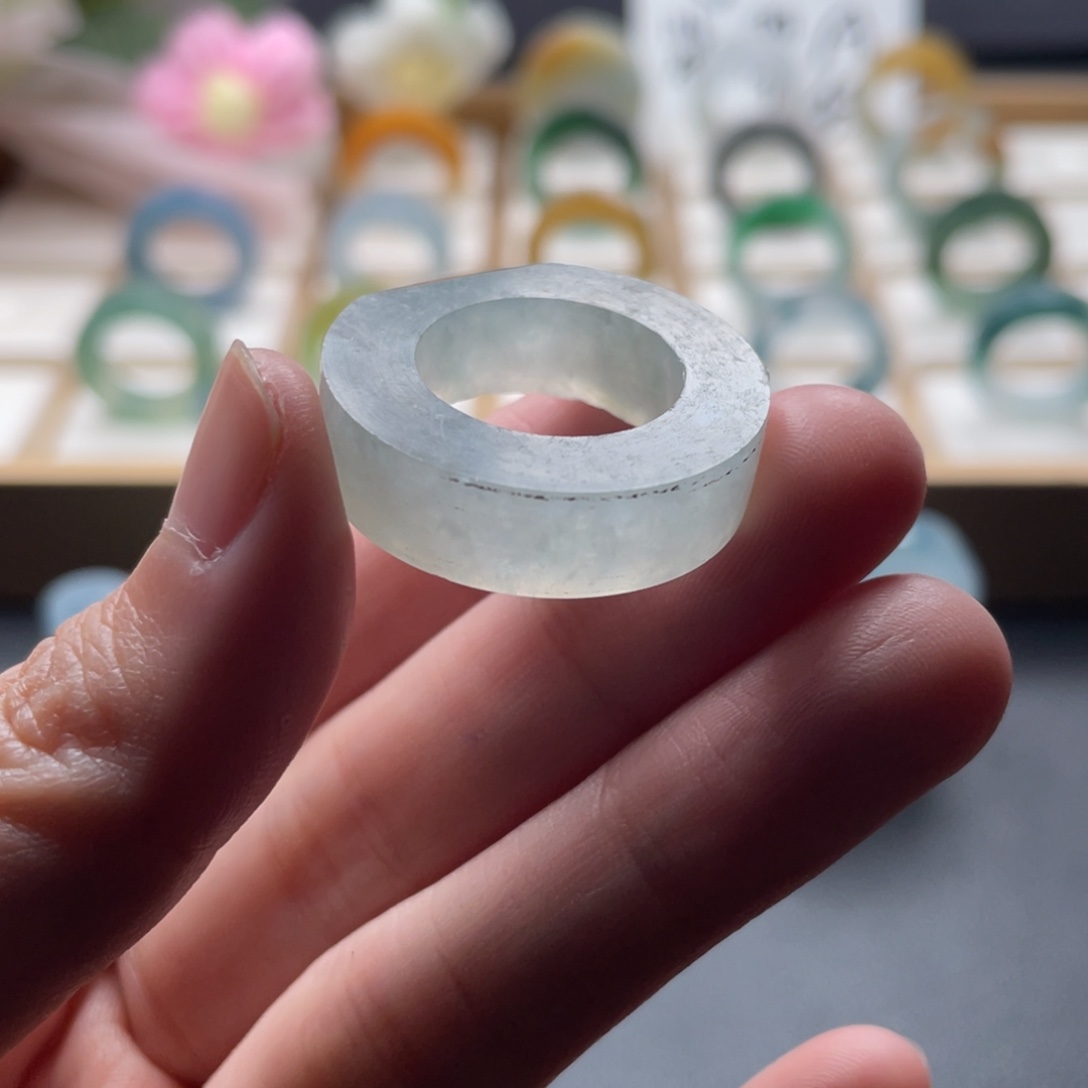 定制翡翠未镶嵌翡翠