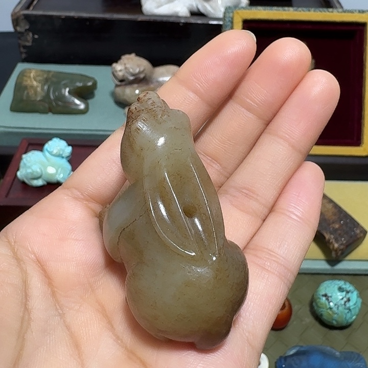 用***6和田玉未镶嵌颈饰